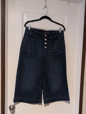 Chico's Wide Leg Capri Jeans, 12